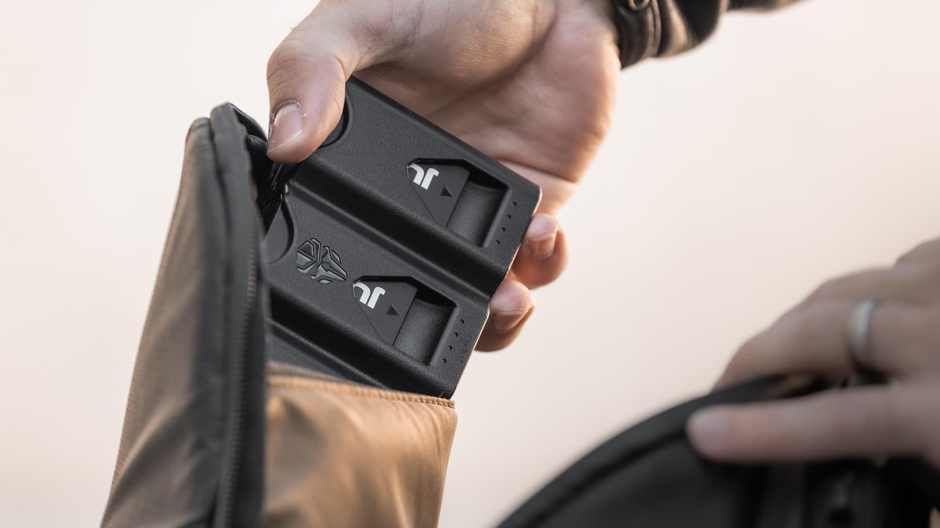 Ładowarka Jupio x Pr1me Gear Tri-Charge dla BLK22