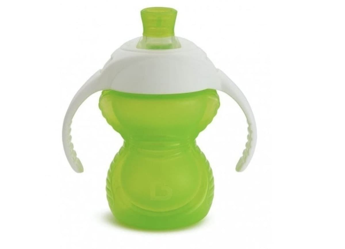 Kubek Munchkin treningowy z ustnikiem odpornym na gryzienie 237ml 237ml zielony