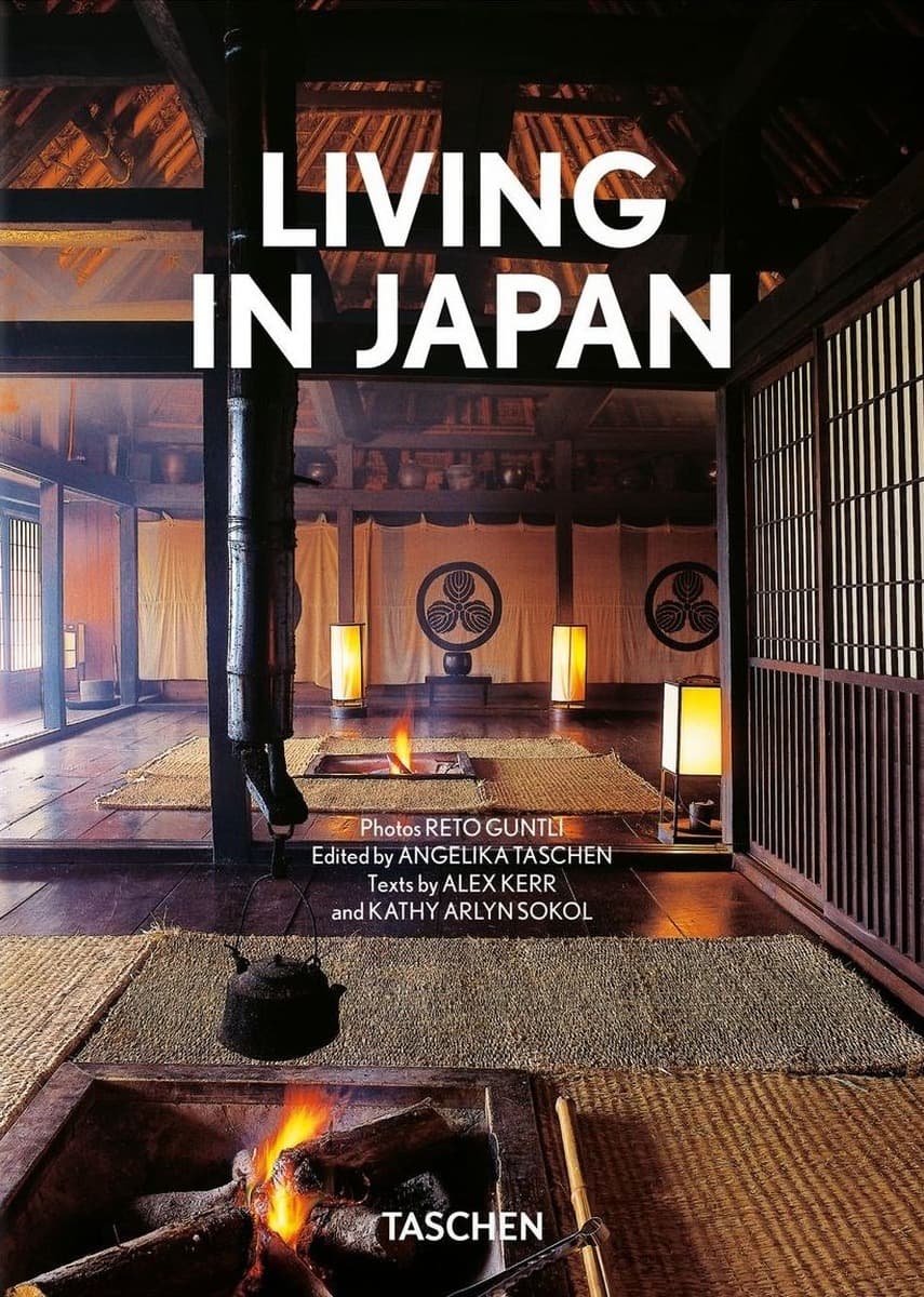 Living in Japan 40th Ed. wer. angielska