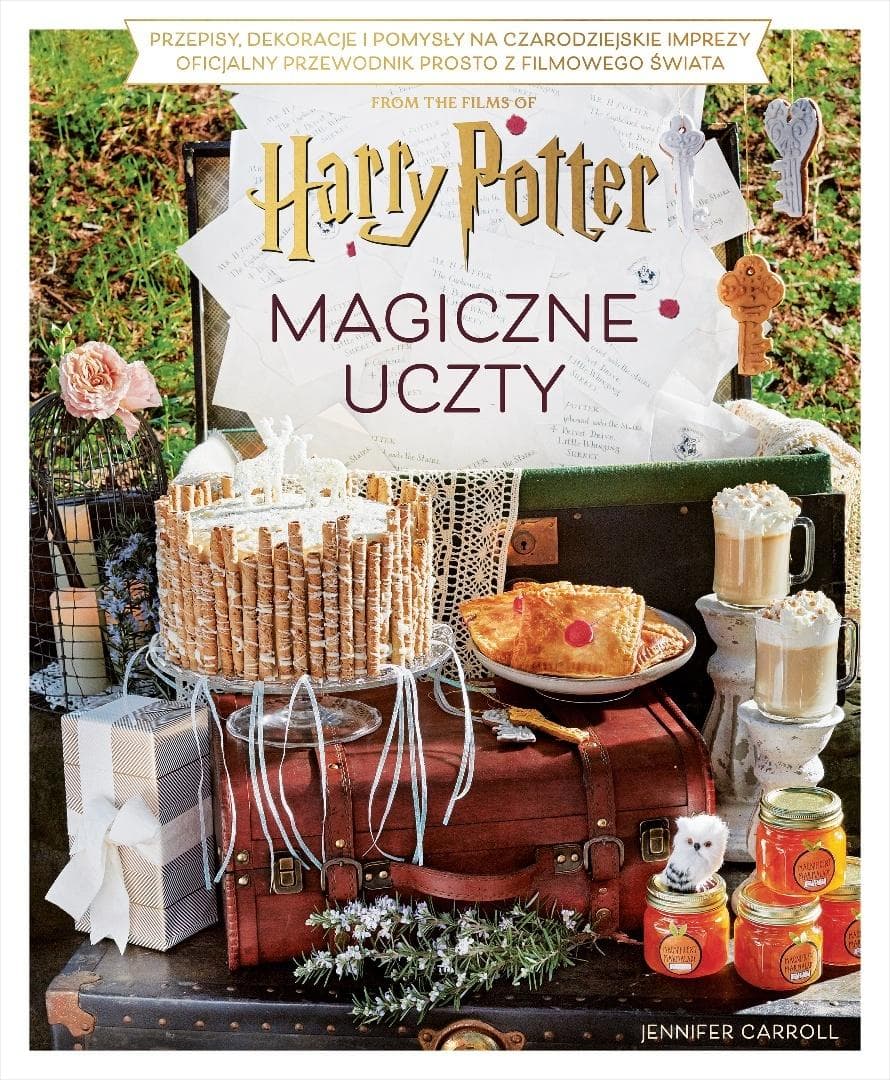 Magiczne uczty Harry'ego Pottera. Przepisy i pomysły na przyjęcia - Jennifer Carroll 192 strony