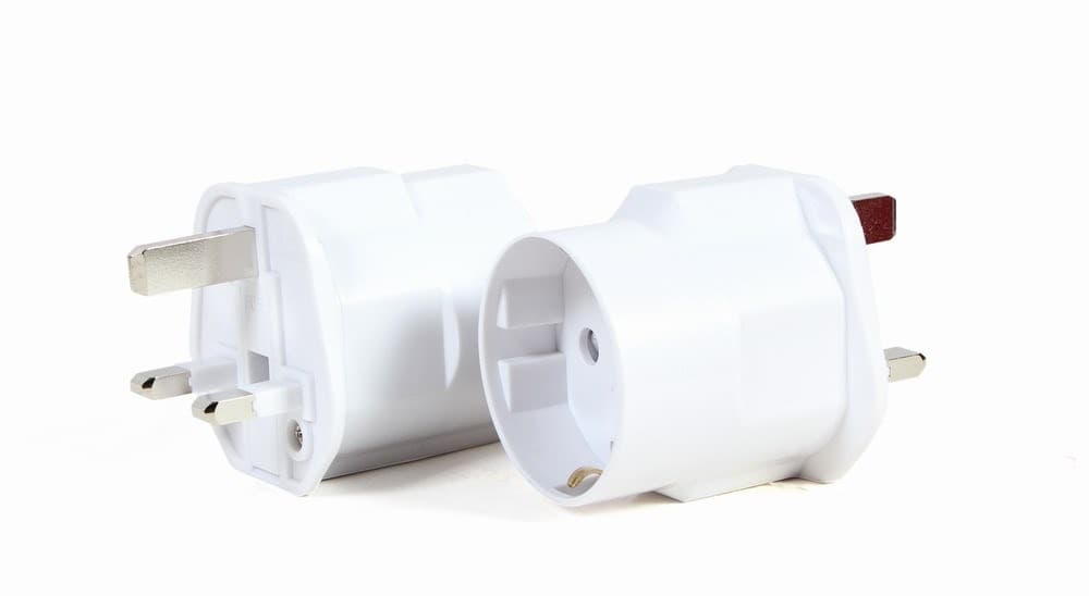 Adapter podróżny z UK na EU Schuko 13A