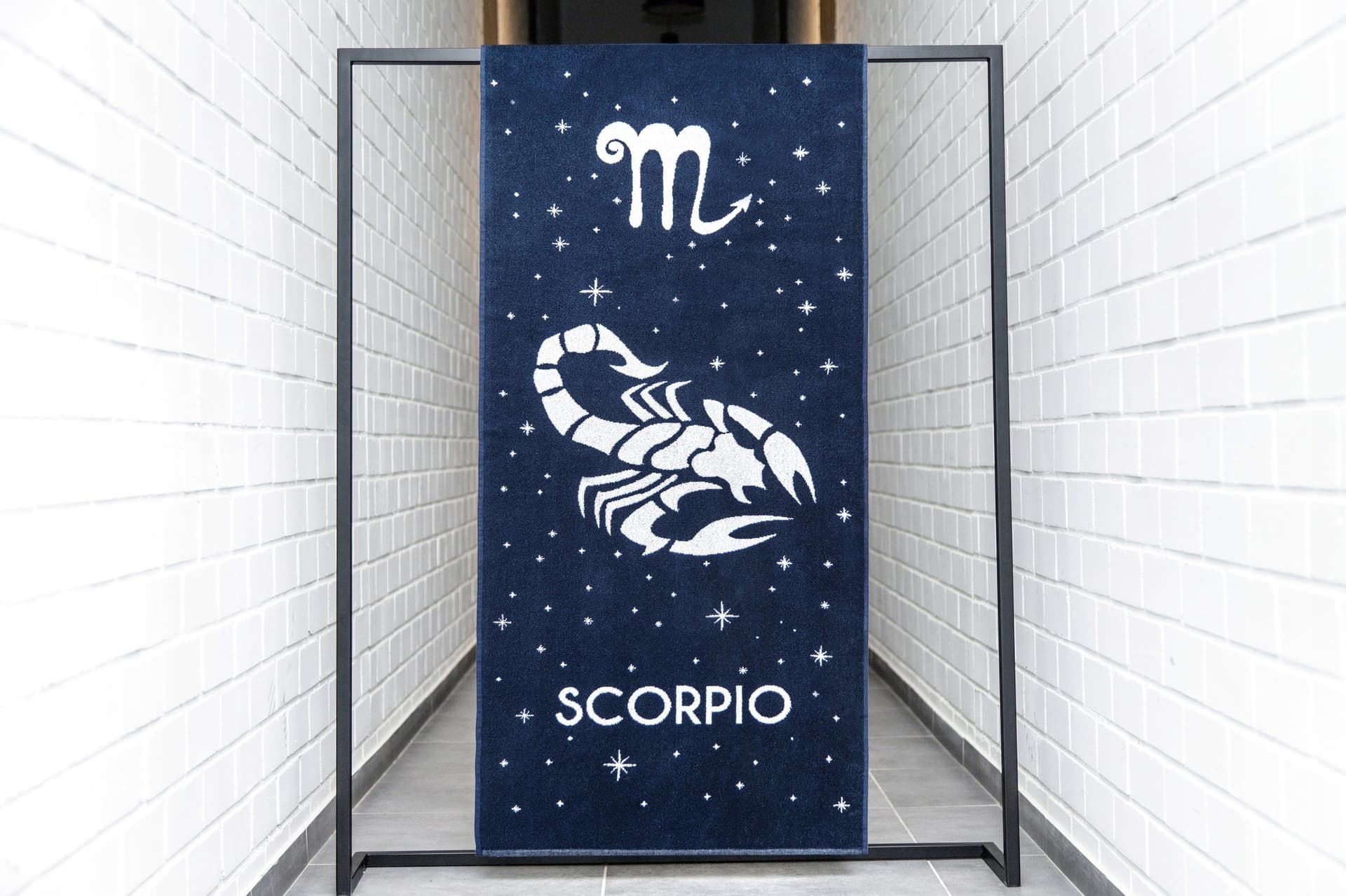 Ręcznik Zodiak 100x150cm 500g/m2 niebiesko-żółty SKORPION