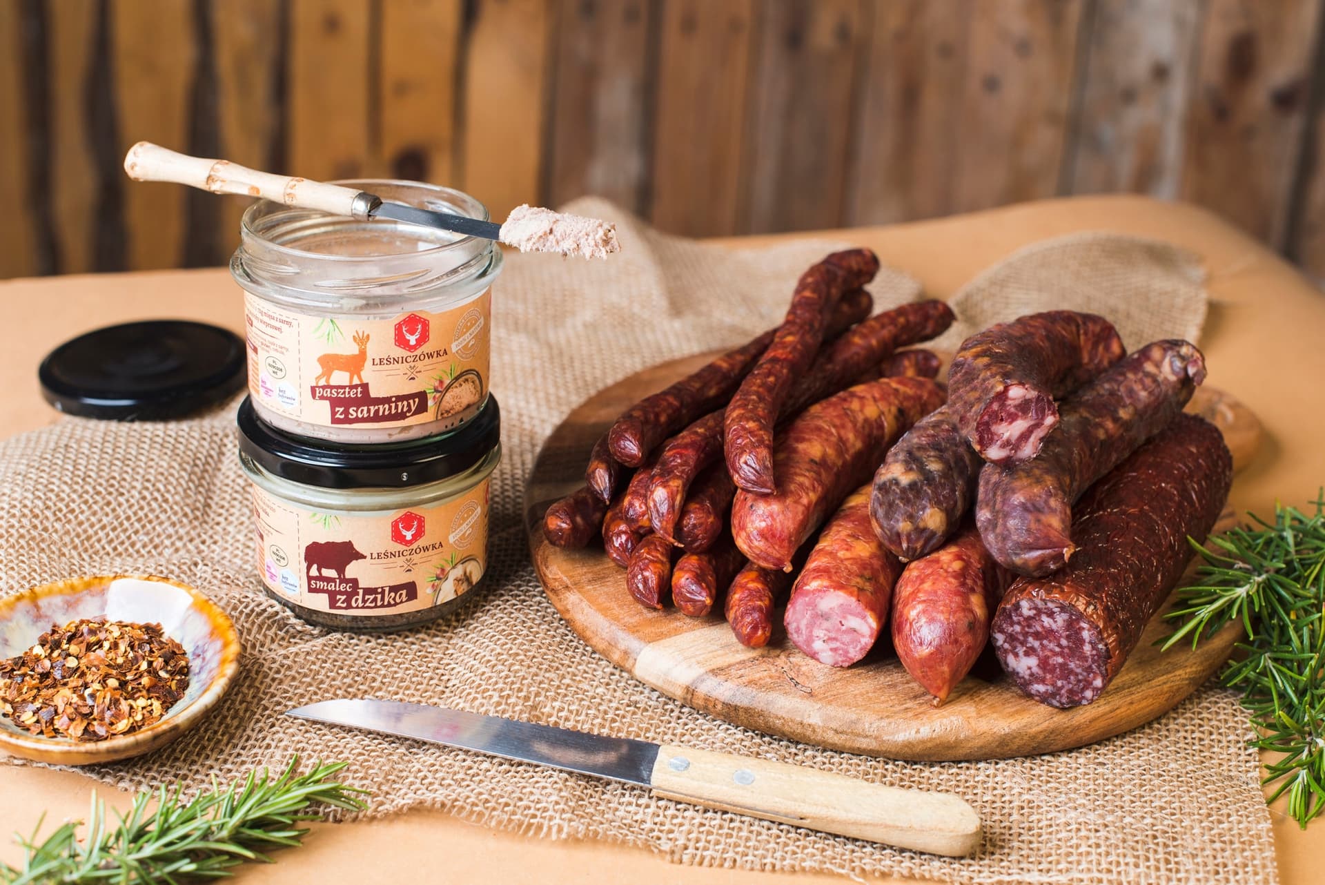 Ser żółty Salami Serenada czosnek zioła blok ok. 1,3 kg