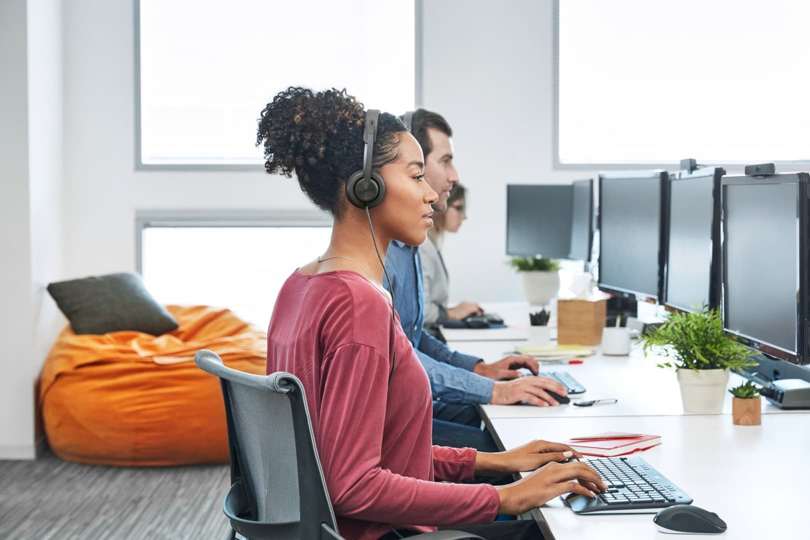 Słuchawki Logitech Zone przewodowe USB Teams douszne