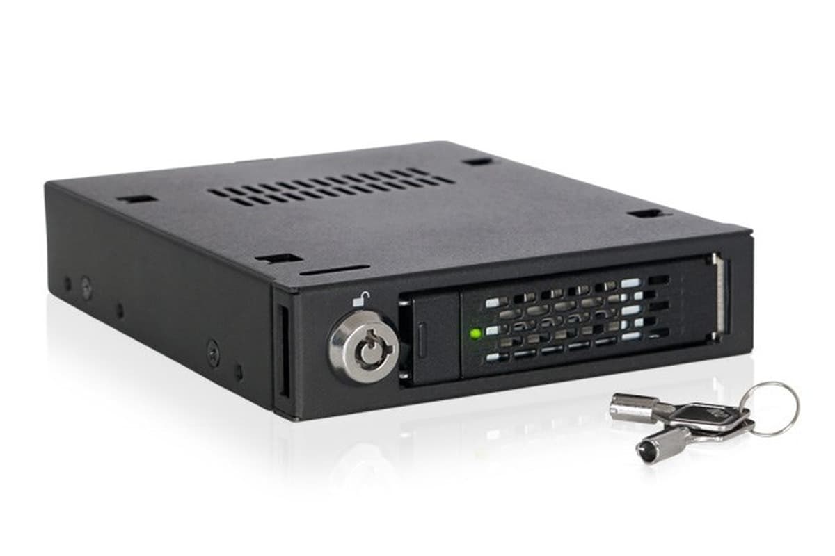 We-Ra. IcyDock 8.9cm SATAI-III,SAS - SSD/HDD w 1x3,5"